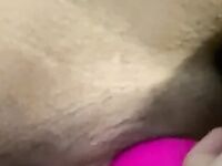 Martina Oliveira se masturbando gostoso com vibrador