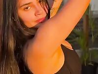 Taina Costa onlyfans rebolando sua bunda gostosa