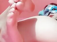 Erome Aline Marques mostrando sua bunda e seus pezinhos