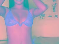 Antonia Mackenzie xvideos mostrando seu corpo todo