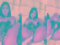 Michelle Rabbit safadinha gozando na máquina de sexo