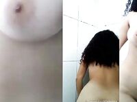 Maria Edielma privacy nua no banheiro se filmando
