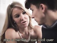 Comendo a mae legendado e gozando dentro da puta