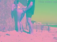 Casal transando na praia quase foram pegos no flagra