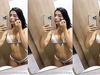 Daniela Antury em vídeo adulto no banheiro