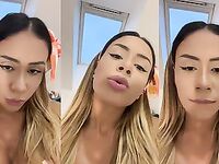 Anitta Hot, uma gostosa que sabe que é gostosa