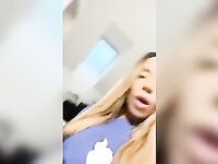 Anitta Hot super sexy usando uma calcinha branca