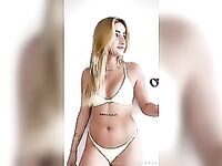 Mama Furtado só de calcinha e sutiã