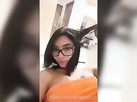 Safada morenaça Daniela Antury em vídeo de boca na rola