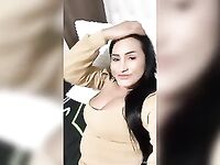 Atriz porno Alessandra Marques em vídeo erótico