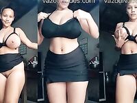 Vídeo amador da Maria Edielma Exibindo os Peitos e a Bucetona Carnuda