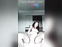 Vazou Lulu Model Pelada Tocando Siririca