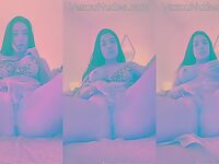 Japa Nordestina excitada Tocando Siririca
