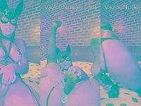 Mulher Gato Socando o Consolo no Bucetão Gostoso