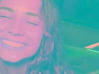Jameliz nua no carro mostrando seus peitos lindos