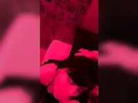 Lua Uchiha fazendo boquete e levando gozada