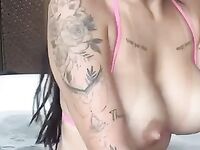 Japa Nordestina pelada fazendo sexo na banheira