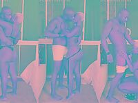 Negra famosa pelada fazendo boquete gostoso