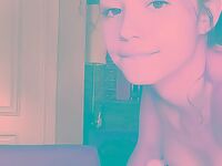 Jameliz safadinha do onlyfans sentando no consolo