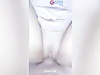 Comendo uma bucetinha apertadinha amadora