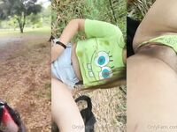 Valeria Castaneda pelada na praça cheia de tesao