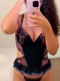 Amanda Lisboa privacy gostosa se filmando de lingerie