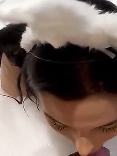 Fernanda Campos sexo oral mamando bem gostoso na banheira