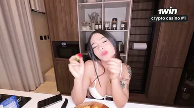 Anna Cherry fodendo gostoso cuzao enorme