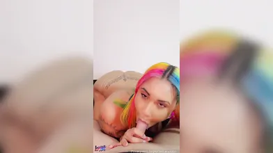 Larya Von erome mamando gostoso no pau pequeno