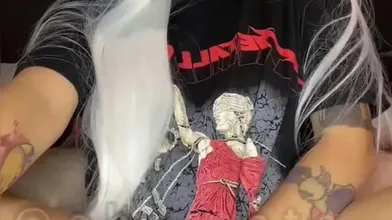 Namorado da Abortate masturbando sua bucetinha
