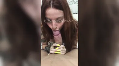 Gi Genesini fazendo boquete no pau grosso