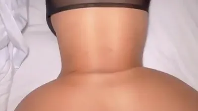 Gracie Bon onlyfans dando sua buceta no sexo forte
