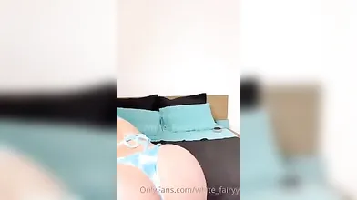 Famosas nuas Kerolay Chaves exibindo a bucetinha rosa