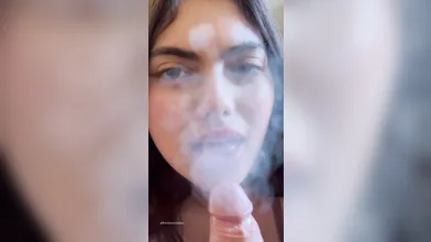 Brenda Trindade chupando pauzudo e dando de quatro vazou do Onlyfans