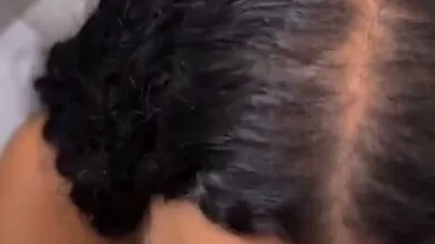 Amanda Lisboa no banheiro dando boquete guloso no dotado