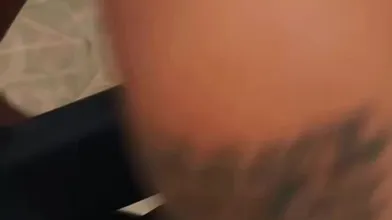 Gabriela Souza se masturbando na bicicleta ergometrica
