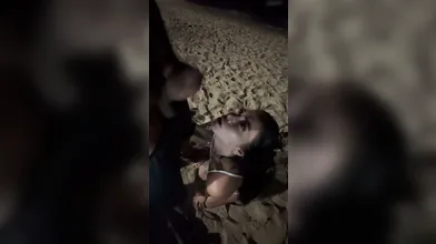 Ninfeta safada boquete areia praia gozada na boca