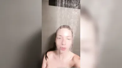 Professora Cibelly Ferreira banho sensual vazado