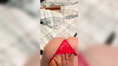 cleopatra novinha rabuda fodendo
