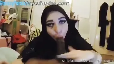 Miss Persiana Vazou pagando boquete pro Negão