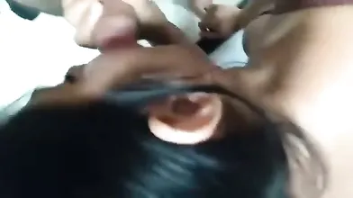 Coroa casada pagando boquete amante dotado traindo marido esposo...